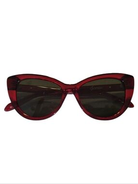Sonix Kyoto Cat-Eye Sunglasses in Crimson Red NWOT